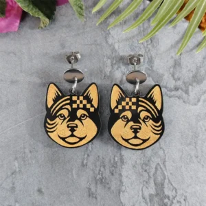 Aretes Akita Inu