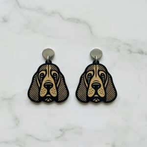 Aretes Basset Hound